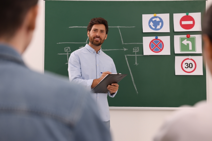 Clases de autoescuela en Valencia